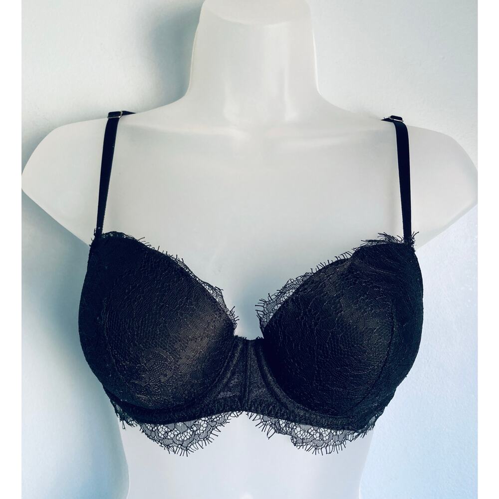 Victoria's Secret Bra Dream Angels Lined Demi 36B Black Lace